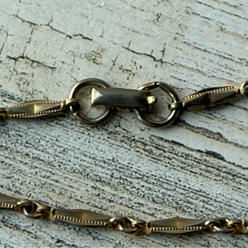 Vintage Gold Plated Etched Bar Link Necklace & Large Oval Locket - Picture 13 of 14